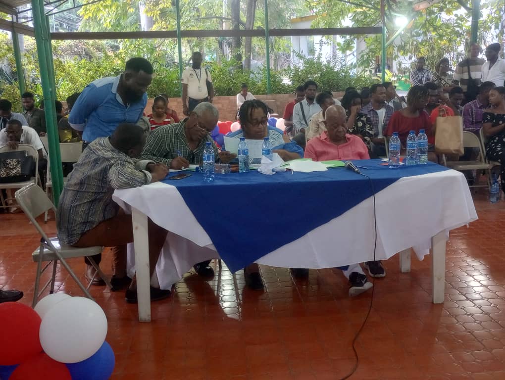 Les dix finalistes du concours de traduction et d’interprétation de chants patriotiques haïtiens, enfin dévoilés.es